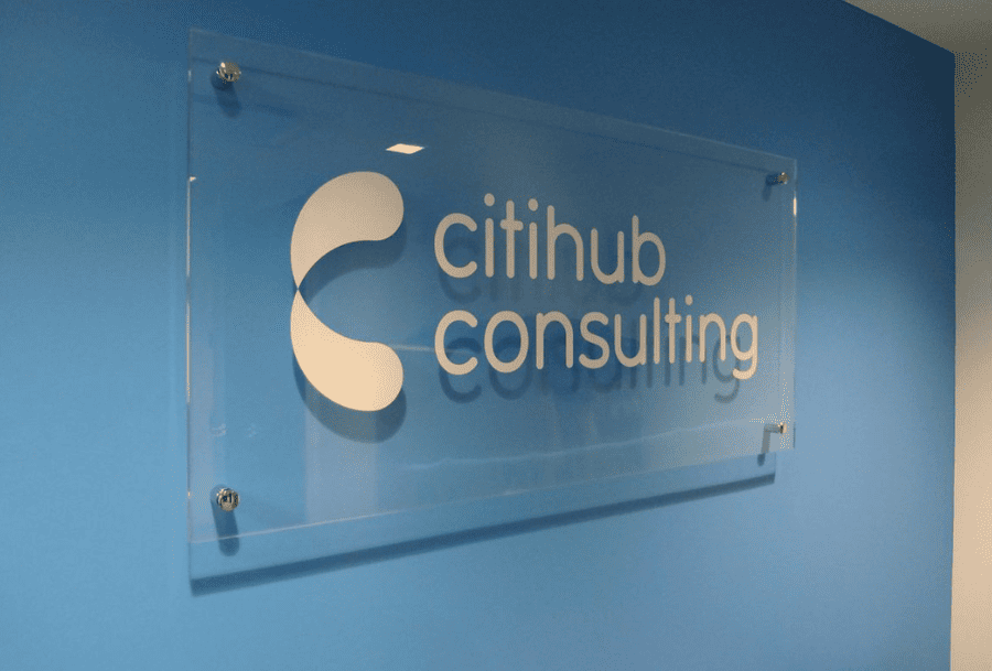 Acrylic signage Dubai